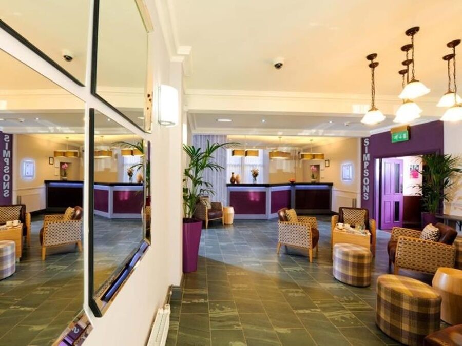 Leonardo Edinburgh City Exterior photo